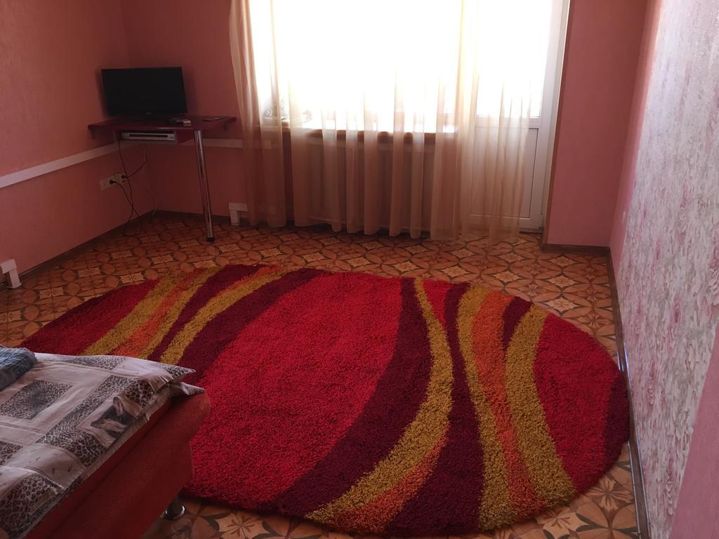 Denta Apartment Very Center. Kherson Exterior photo