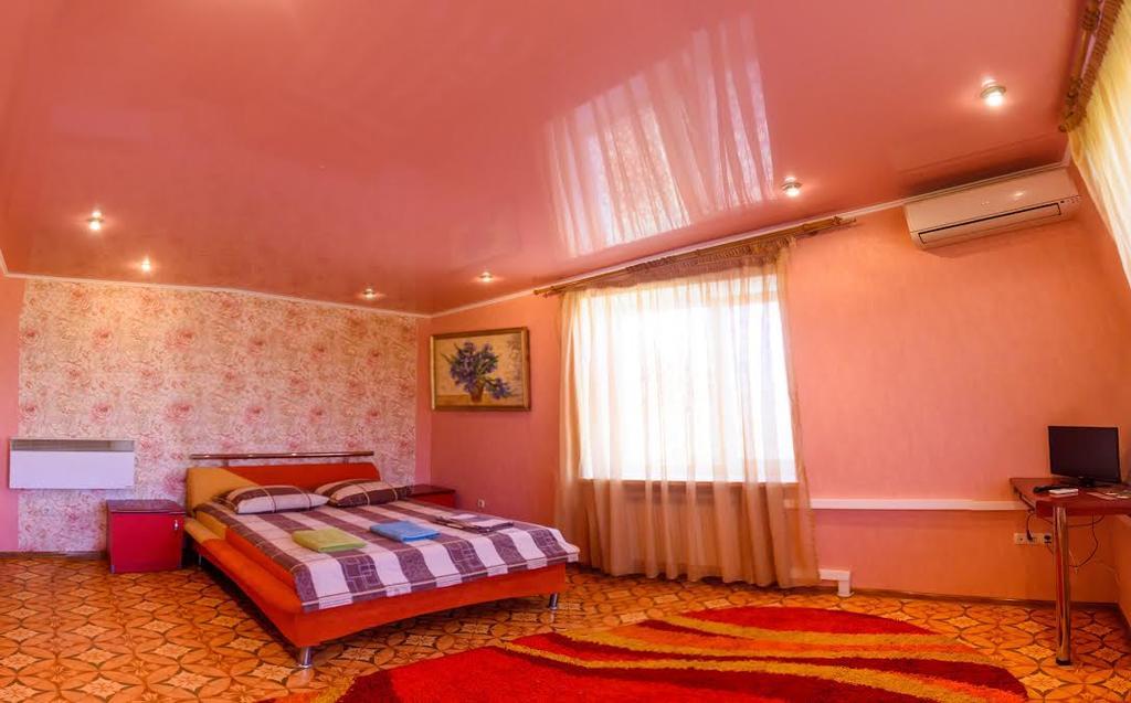 Denta Apartment Very Center. Kherson Exterior photo